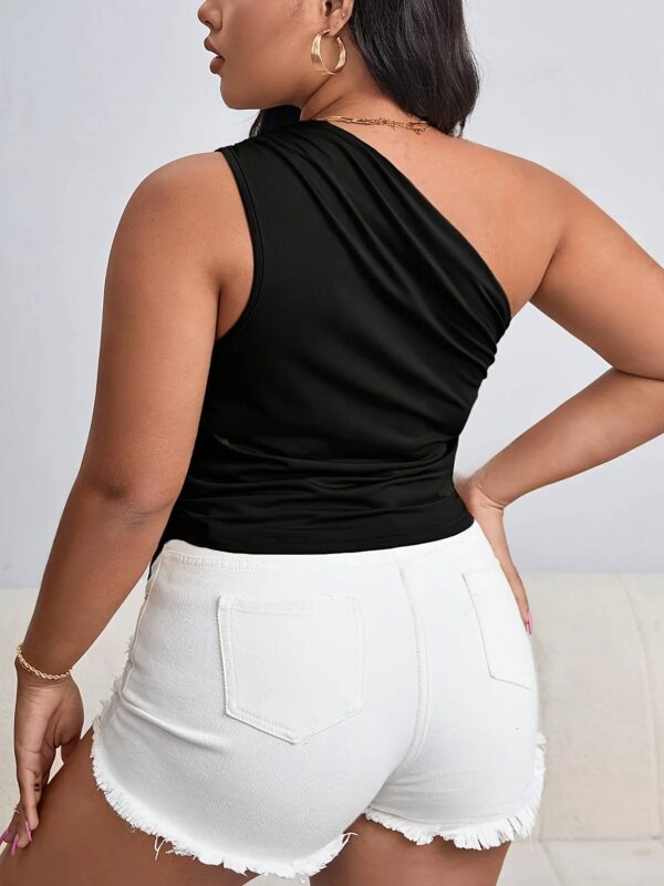 TALLA GRANDE: BLUSA NEGRA ASIMETRICA DE UN HOMBRO - Image 3