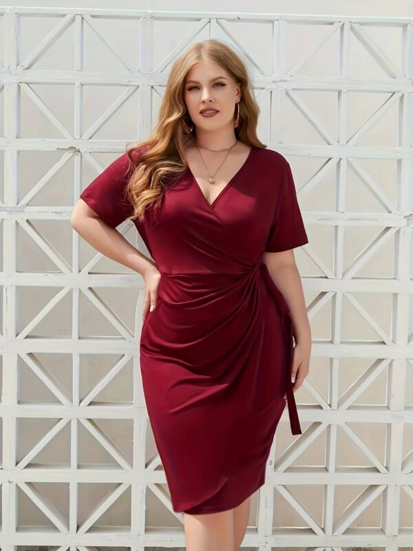 TALLA GRANDE: VESTIDO MIDI DE CUELLO V CON AJUSTE EN CINTURA - Image 4