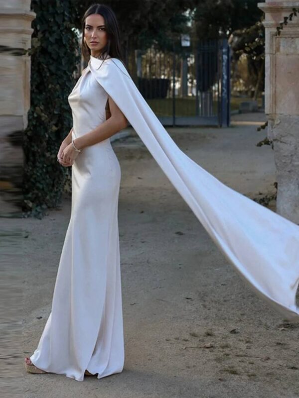 VESTIDO LARGO DE SATÍN HALTER SIN ESPALDA Y CON DETALLE DE TELA - Image 4