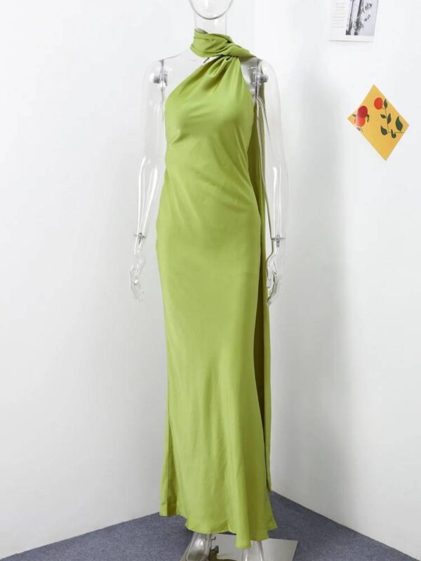 VESTIDO LARGO DE SATÍN HALTER SIN ESPALDA Y CON DETALLE DE TELA - Image 6