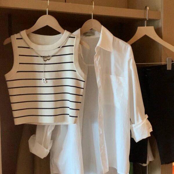 TOP DE TIRANTES CON ESTAMPADO DE RAYAS - Image 7